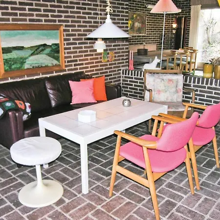 Ferienhaus Strandhaus Mit 2 Schlafzimmern In Asperup