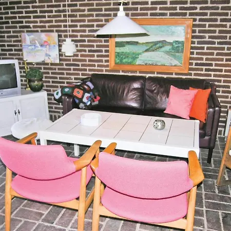 Strandhaus Mit 2 Schlafzimmern In Asperup Ferienhaus *